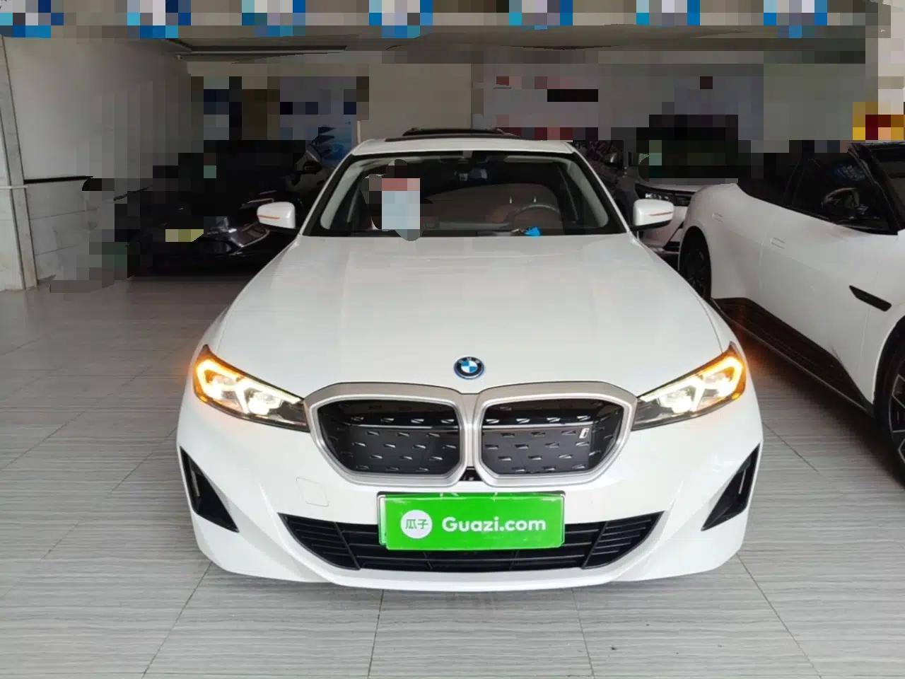 BMW i3 2024 eDrive 35 L — миниатюра 2