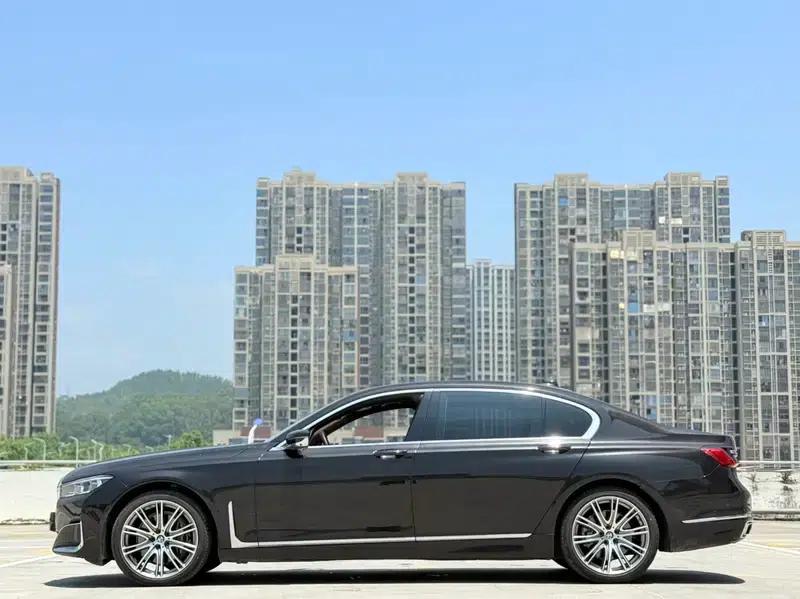 2019 BMW 7 Series 740Li xDrive Executive Luxury Package — миниатюра 4