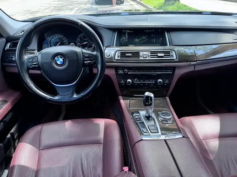 BMW 7 Series 2013 730Li Leading Edition — миниатюра 14