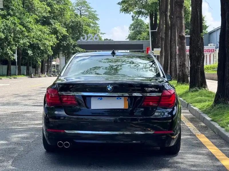 BMW 7 Series 2013 730Li Leading Edition — миниатюра 6