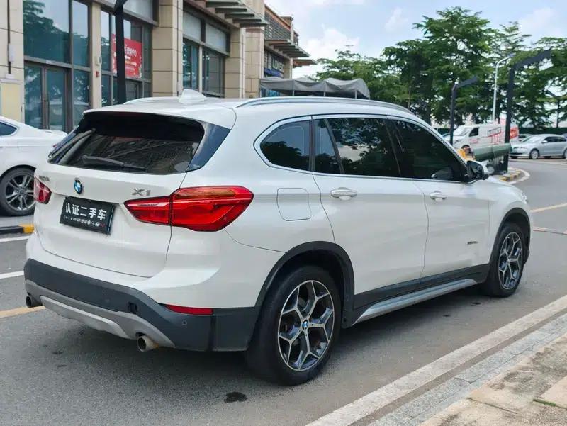BMW X1 2016 xDrive20Li Luxury — миниатюра 7
