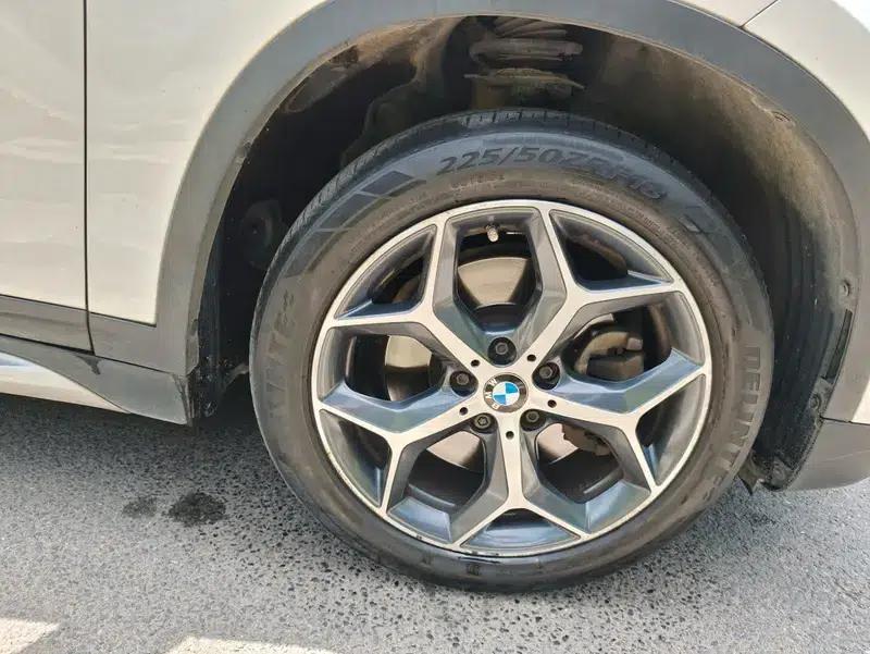 BMW X1 2016 xDrive20Li Luxury — миниатюра 9