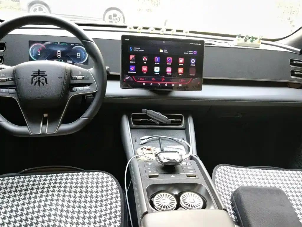 Qin L 2024 DM-i 120KM Leading Edition — миниатюра 6