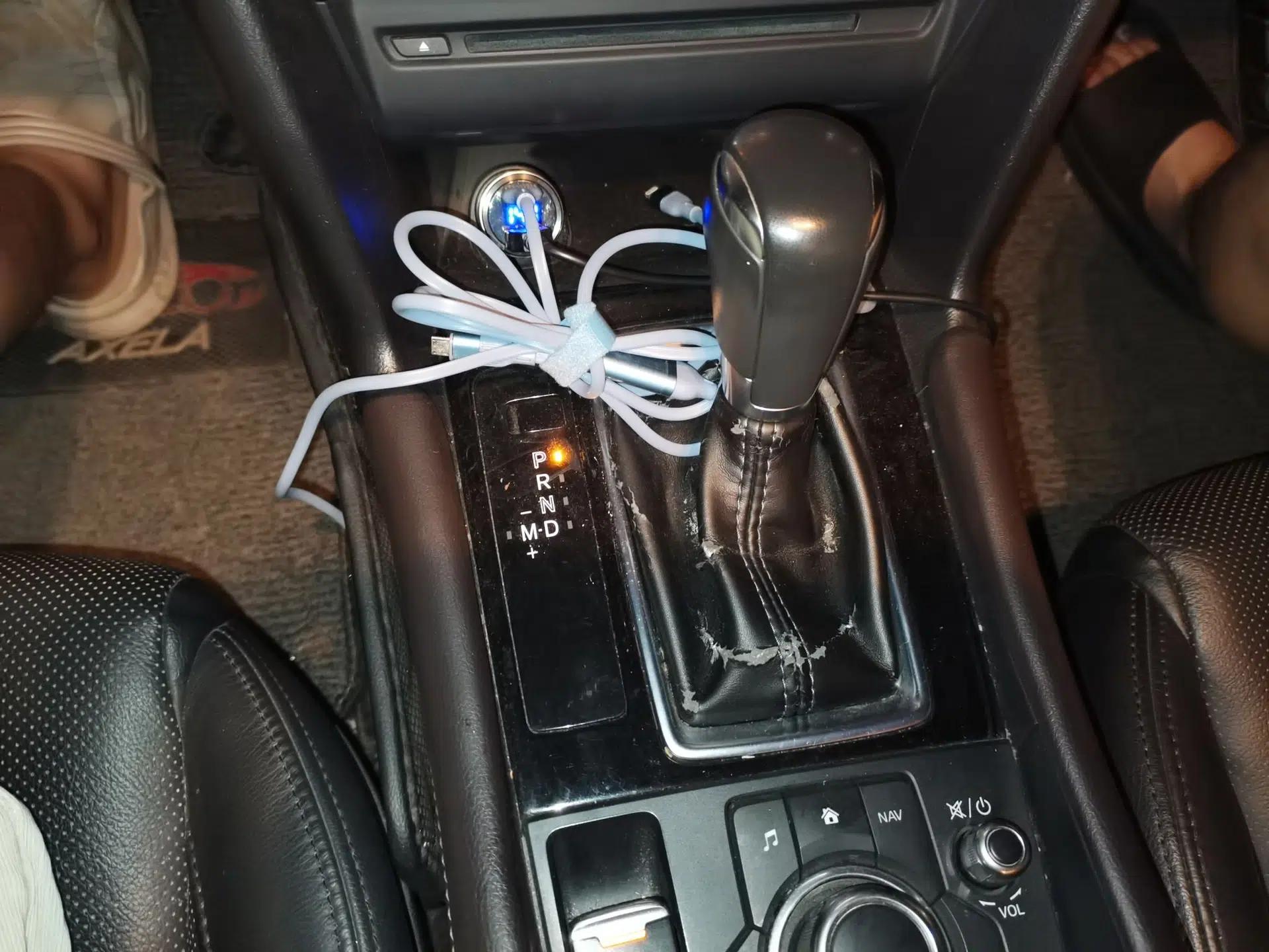 Mazda 3 Axela 2017 Sedan 2.0L Automatic Prestige Model China VI Standard — миниатюра 14
