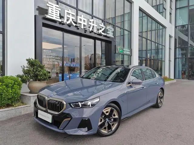 BMW i5 2024 eDrive35L Premium M Sport Package