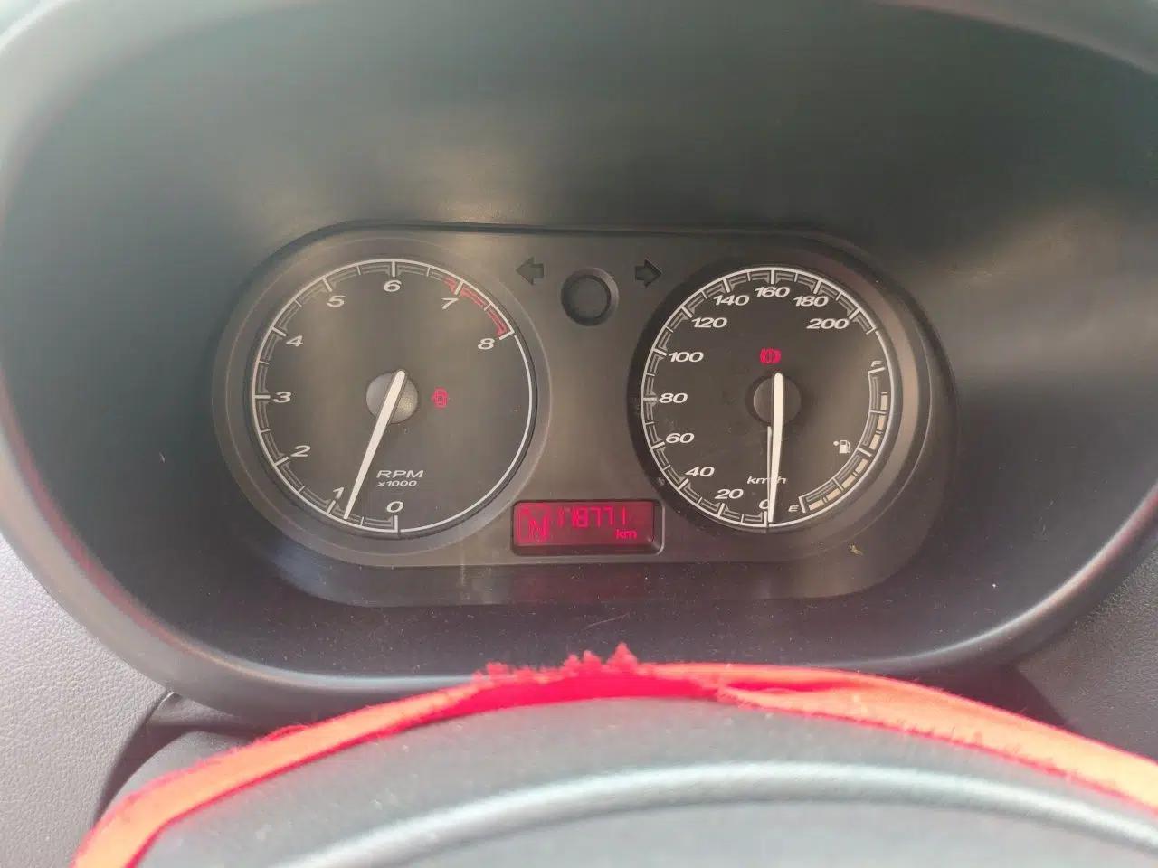 MG 3 2011 1.5L AMT Elite Edition — миниатюра 11