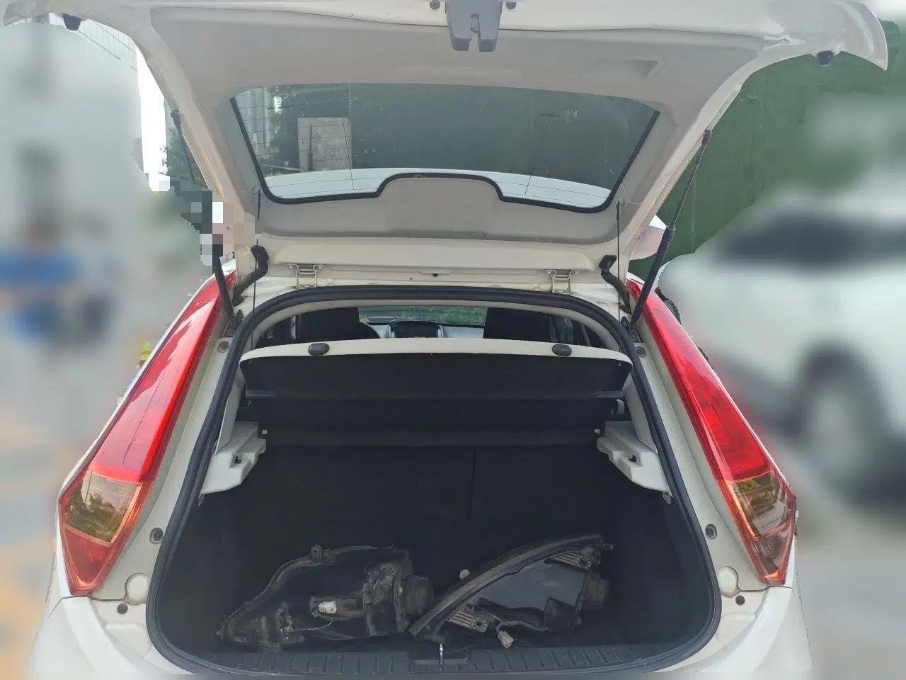 MG 3 2011 1.5L AMT Elite Edition — миниатюра 19
