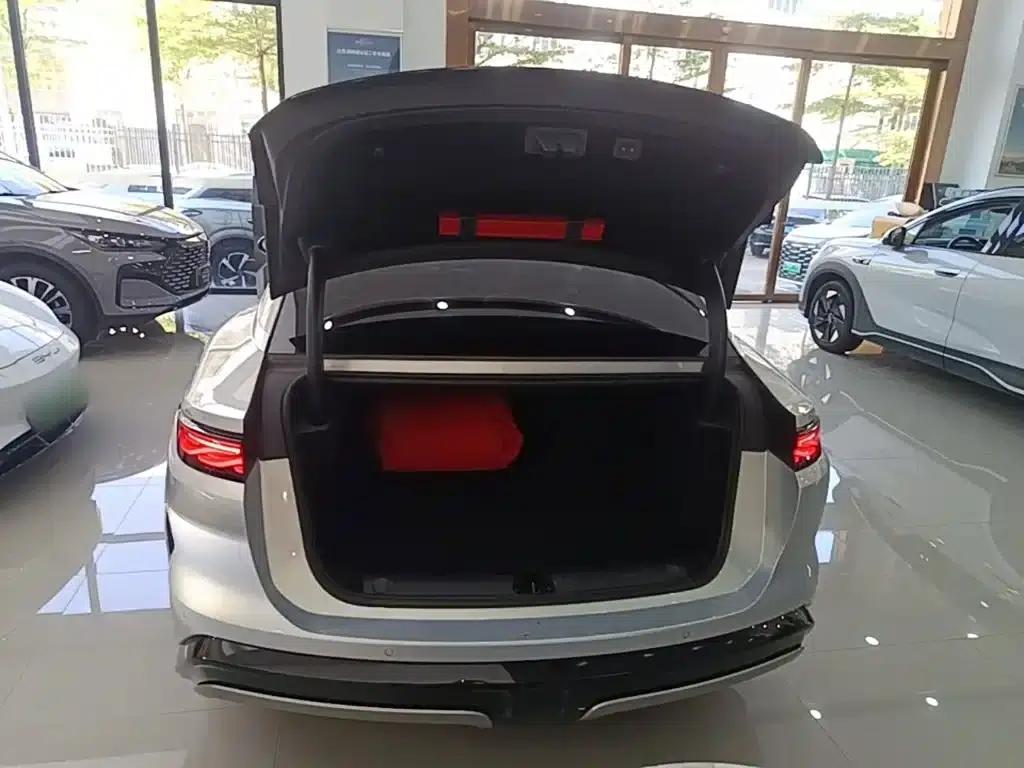 Han L 2025 EV All-Wheel Drive LiDAR Flagship Edition — миниатюра 19