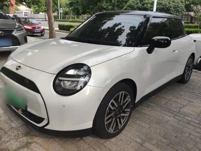 MINI Electric COOPER 2024 456km COOPER E Classic Edition