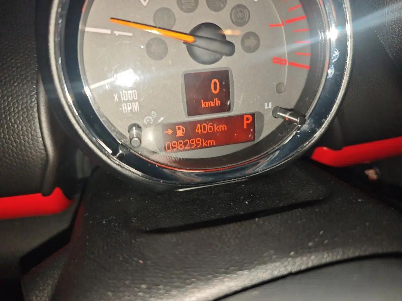 MINI JCM COUNTRYMAN 2014 1.6T JOHN COOPER WORKS ALL4 — миниатюра 12