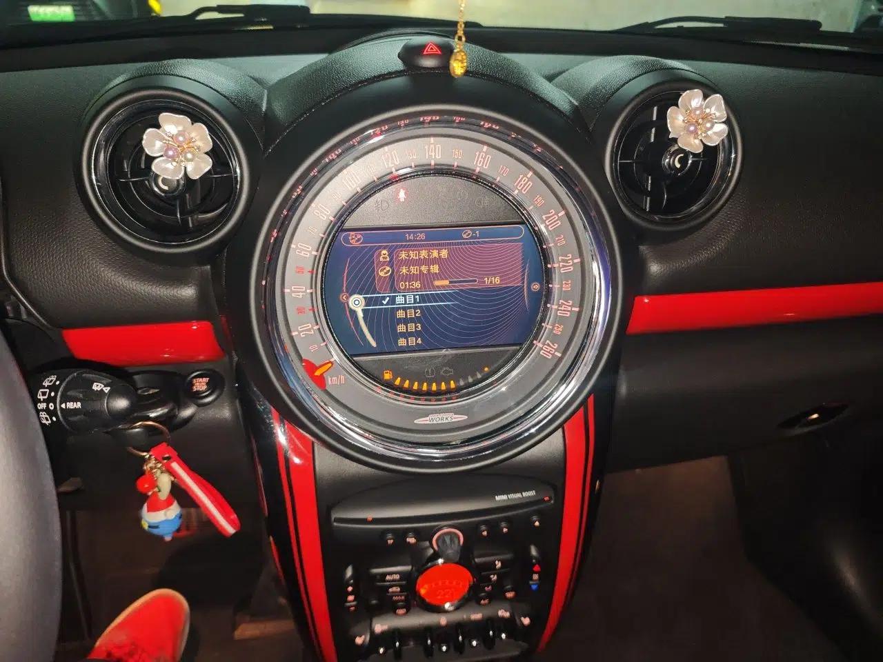 MINI JCM COUNTRYMAN 2014 1.6T JOHN COOPER WORKS ALL4 — миниатюра 13