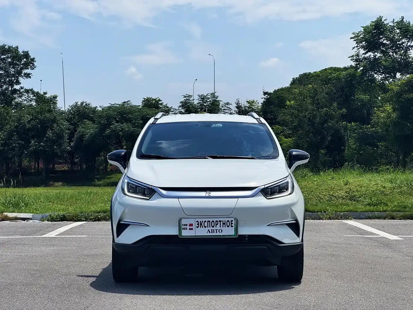 Yuan Pro 2023 401KM Luxury Edition — миниатюра 1