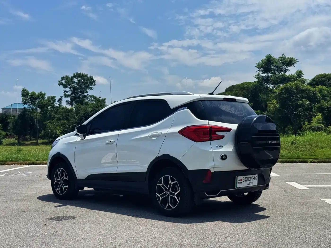 Yuan Pro 2023 401KM Luxury Edition — миниатюра 4