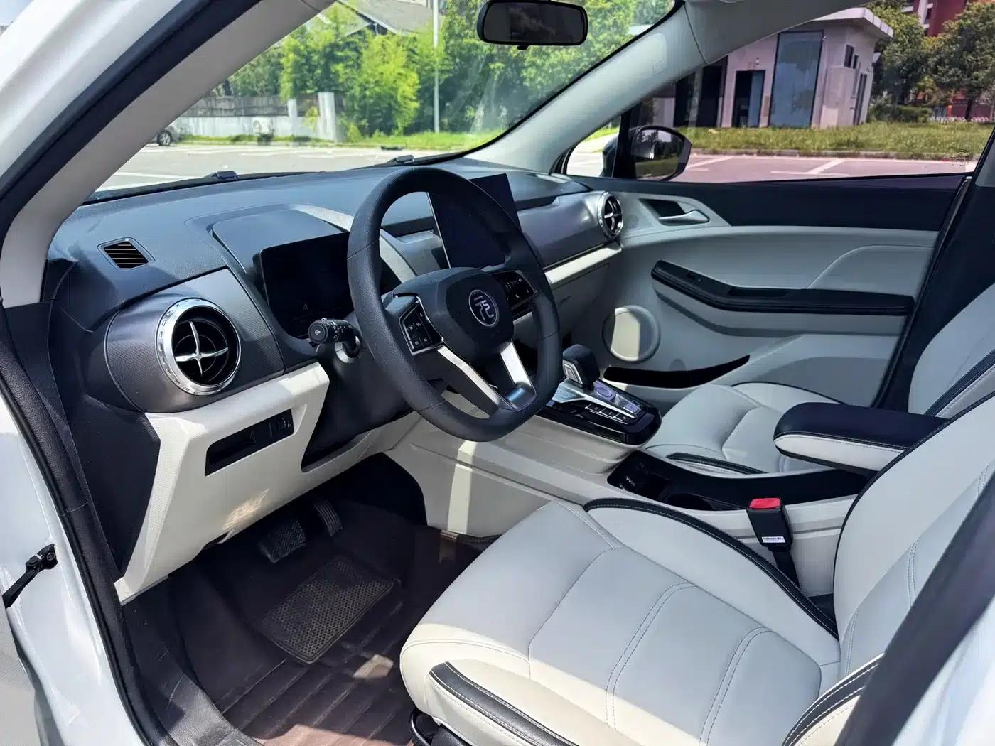Yuan Pro 2023 401KM Luxury Edition — миниатюра 8