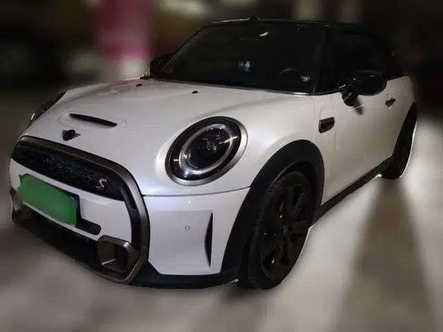 MINI Coupe 2023 2.0-liter 4-seater automatic transmission