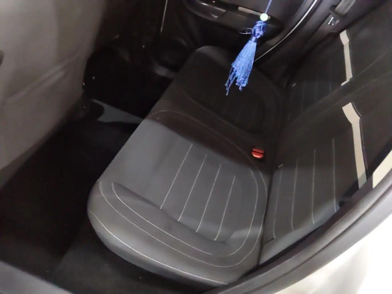 ORA White Cat 2022 Upgraded Model 305km Range Luxury Version Lithium-Ion Battery — миниатюра 20