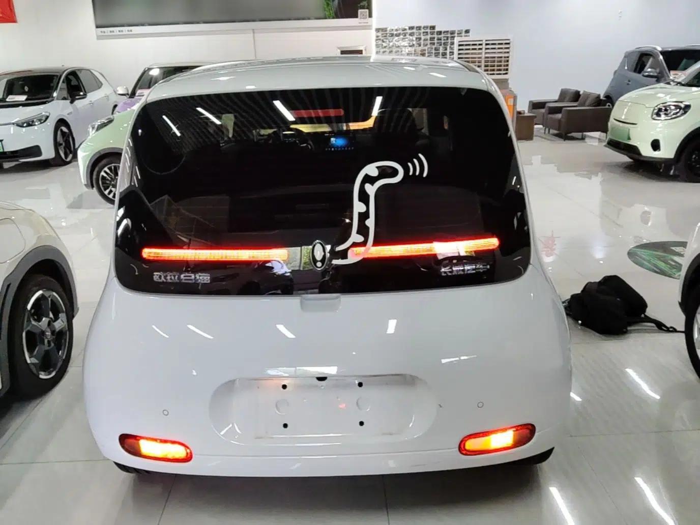 ORA White Cat 2022 Upgraded Model 305km Range Luxury Version Lithium-Ion Battery — миниатюра 5
