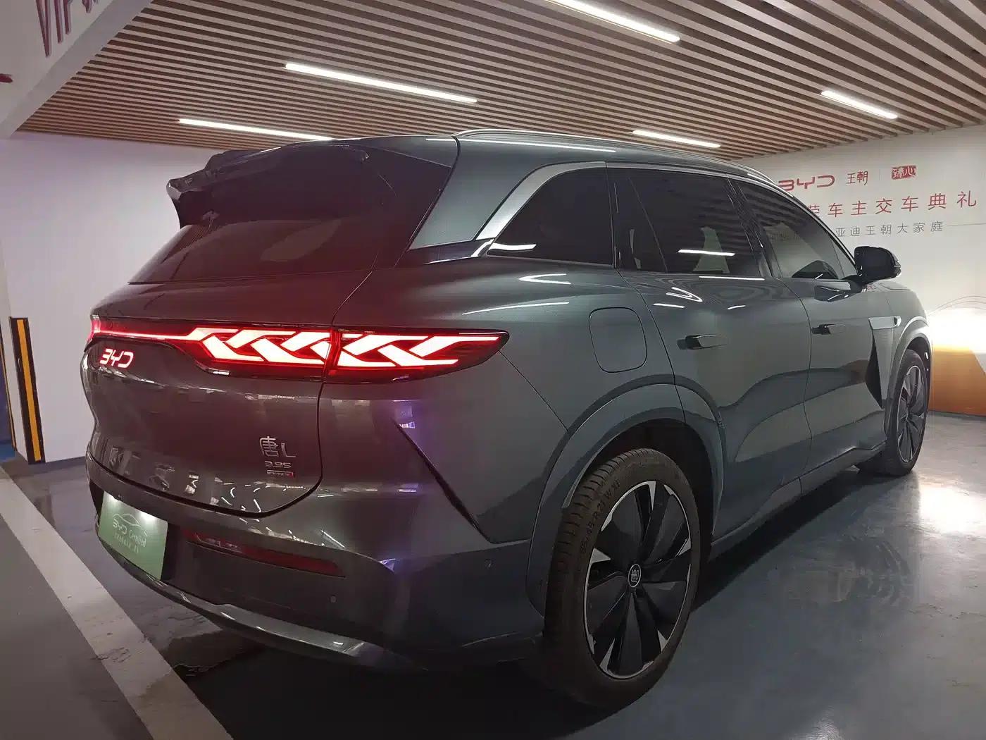 Tang L 2025 EV 600KM Four-Wheel Drive LiDAR Flagship Edition — миниатюра 17