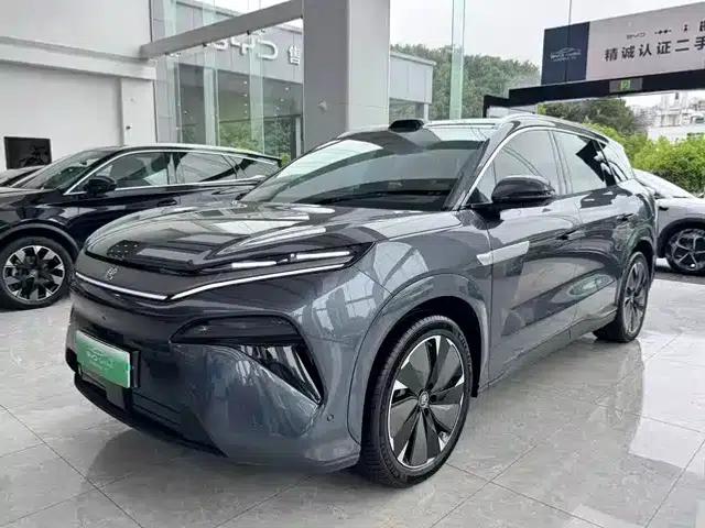 Tang L 2025 EV 600KM Four-Wheel Drive LiDAR Flagship Edition