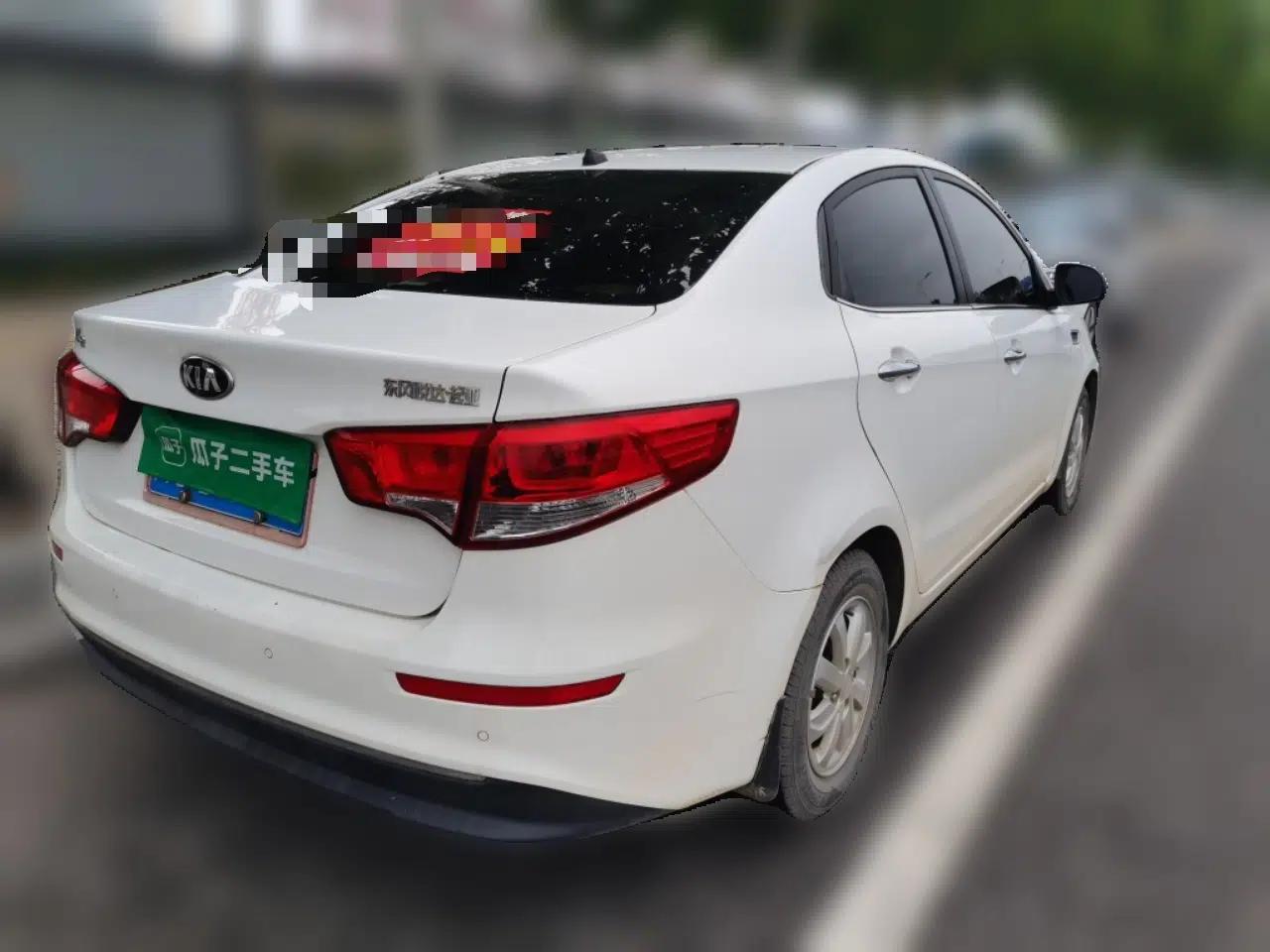 Kia K2 2015 Sedan 1.4L MT TOP — миниатюра 6