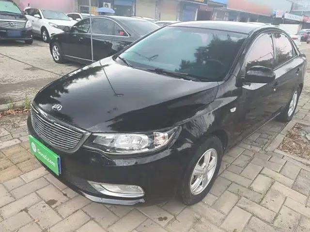Kia Forte 2014 1.6L MT GL