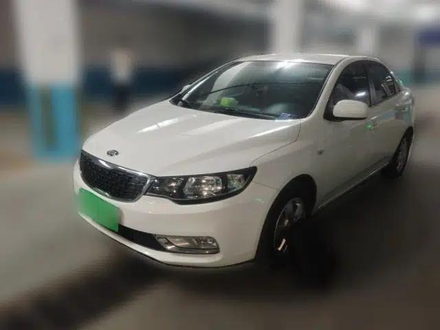 Kia Forte 2014 1.6L MT GL