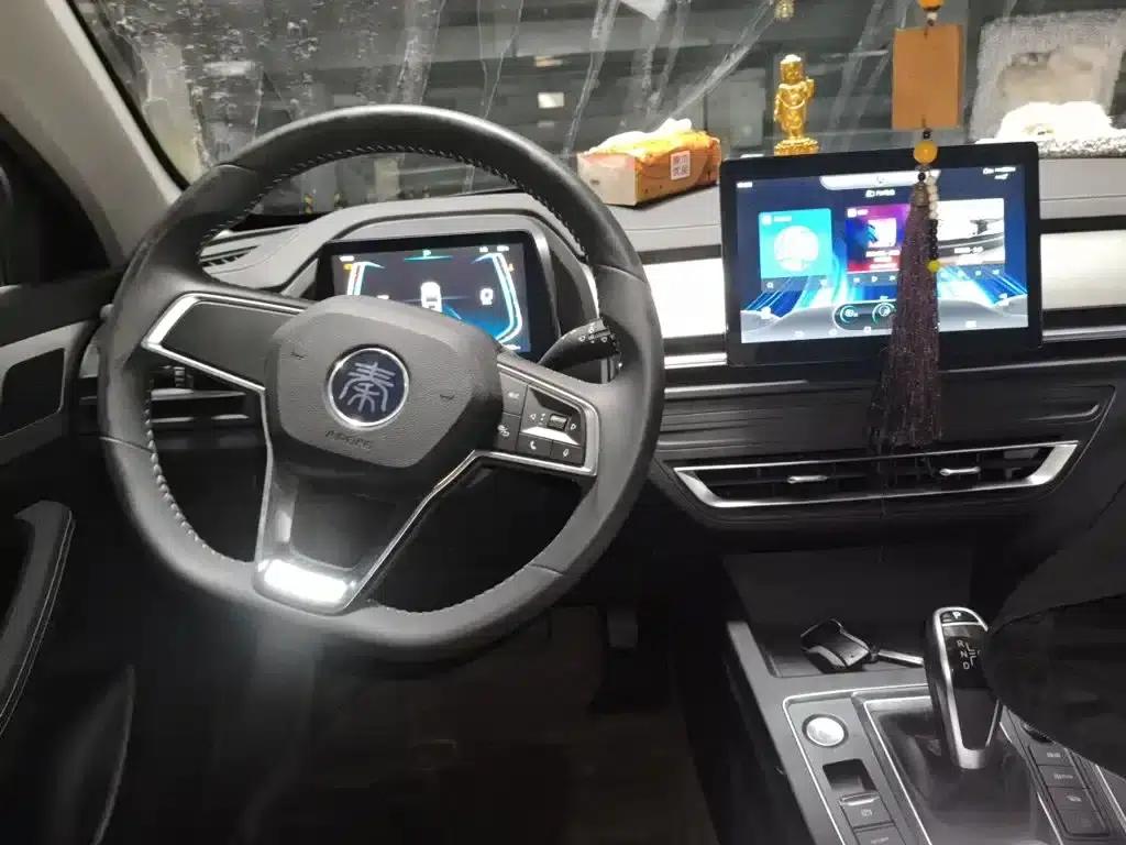 Qin Pro 2020 Super Edition 1.5TI Automatic Premium — миниатюра 13