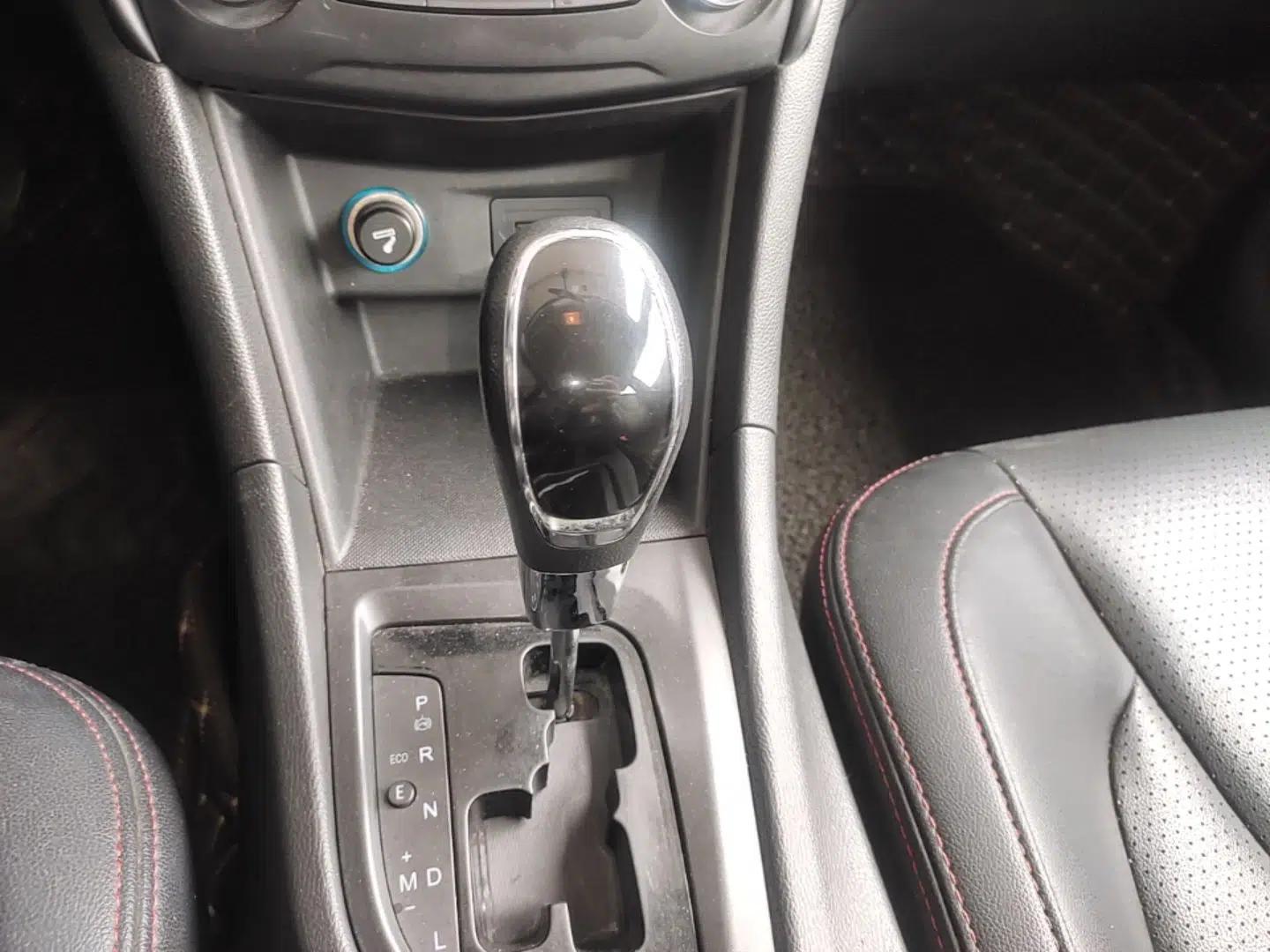 Chery Arrizo 5 2016 1.5L CVT Trendsetting Edition — миниатюра 16
