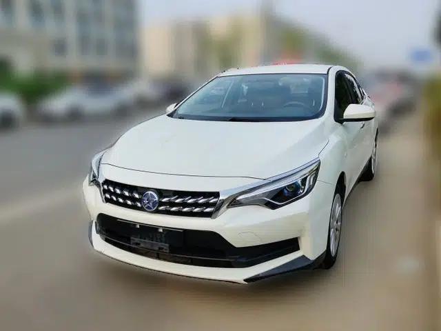 Venucia D60 2020 1.6L Entry Manual Comfort Edition