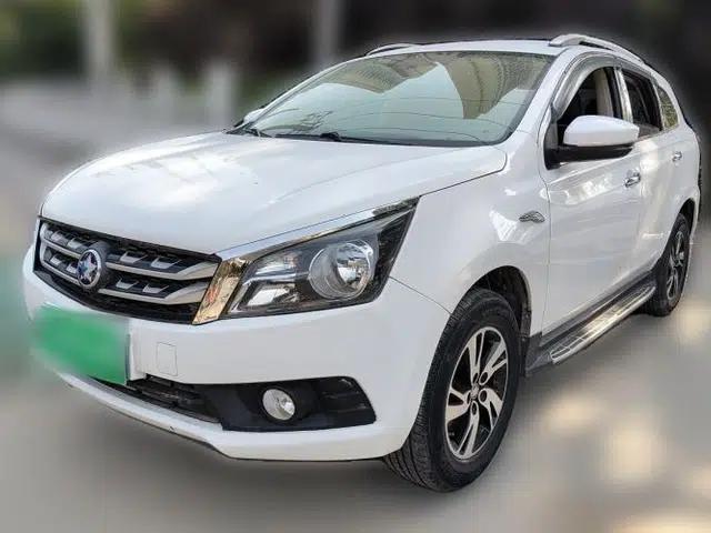 Venucia T70 2016 1.6L Manual Ruixing Edition