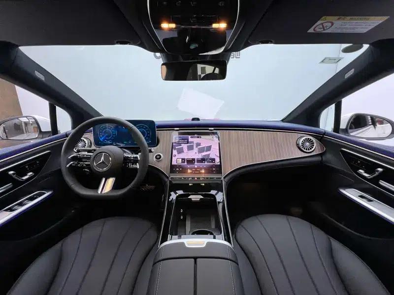 Mercedes-Benz EQE 2025 EQE 500 4MATIC Pioneer Edition — миниатюра 11