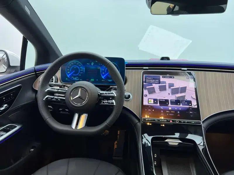 Mercedes-Benz EQE 2025 EQE 500 4MATIC Pioneer Edition — миниатюра 9