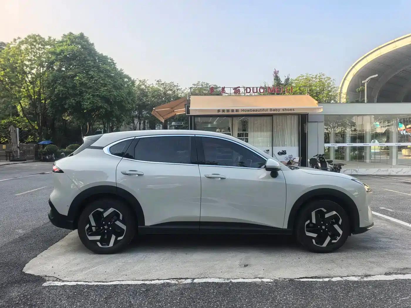 Baojun Yunhai 2024 600km Pure Electric Version — миниатюра 5