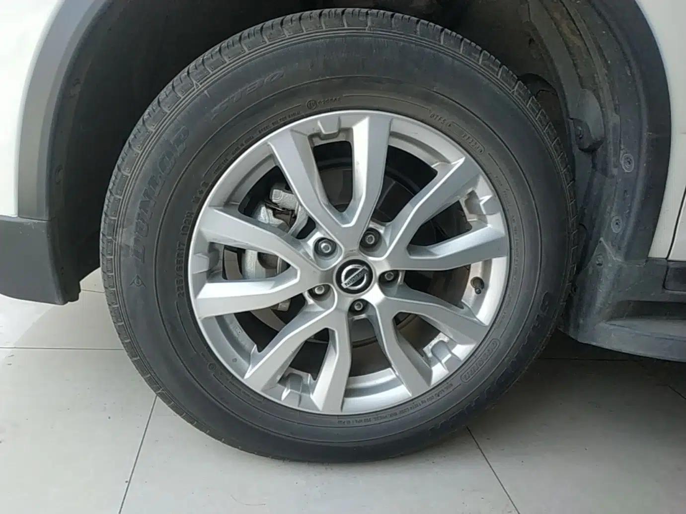 Nissan X-Trail 2022 Revised Version 2.0L Two-Wheel Drive Smart Connect & Comfort Edition — миниатюра 10