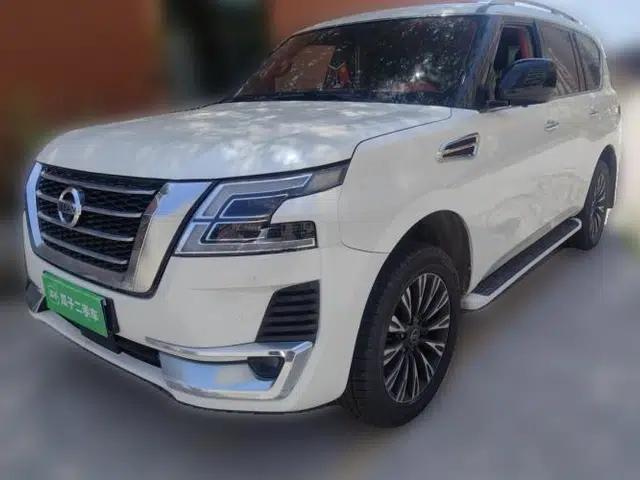 Nissan Patrol 2018 4.0L LinkedIn Edition