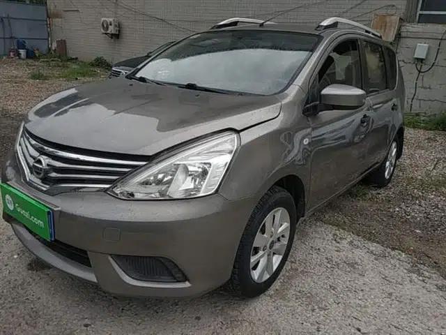 Nissan Livina 2015 1.6XE CVT Comfort Edition