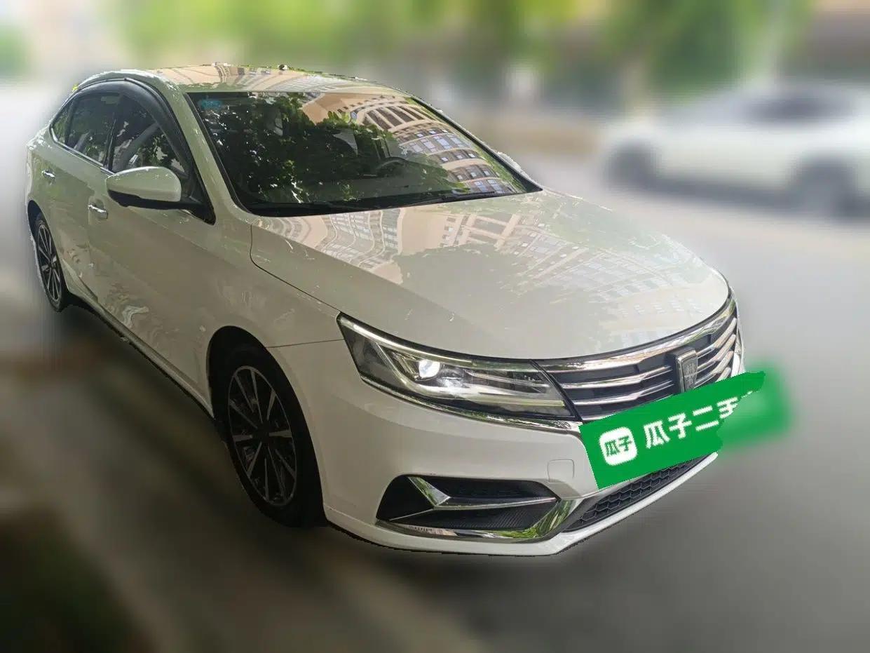 Roewe i6 New Energy 2017 45T Hybrid Connective Smart Luxury Edition — миниатюра 3