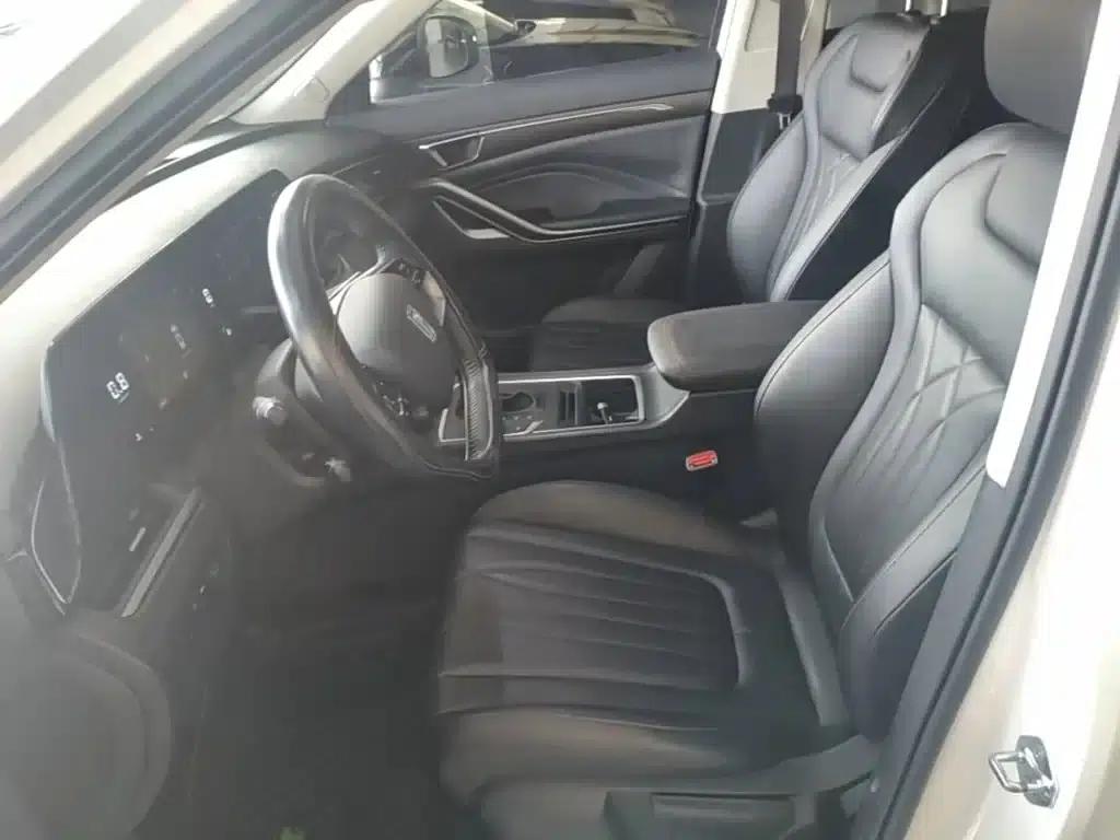 Bestune T55 2023 1.5T Automatic Leap Forward Edition — миниатюра 15