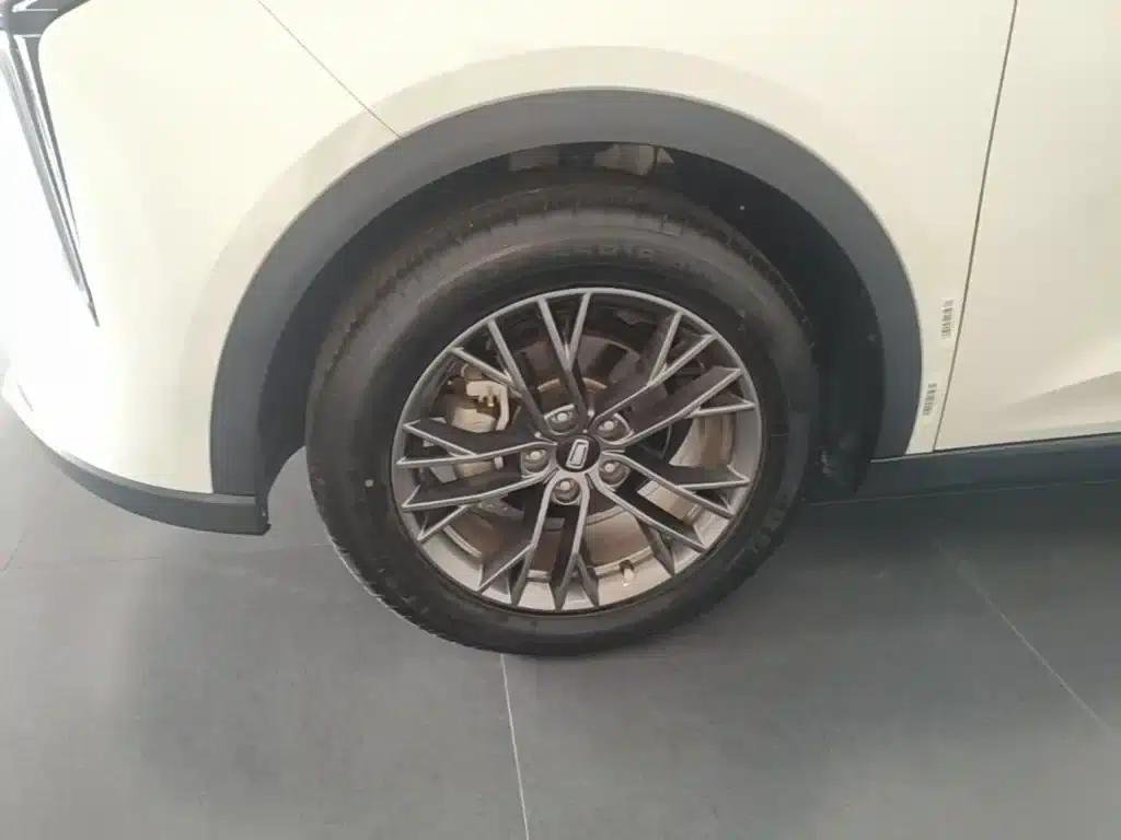 Bestune T55 2023 1.5T Automatic Leap Forward Edition — миниатюра 23