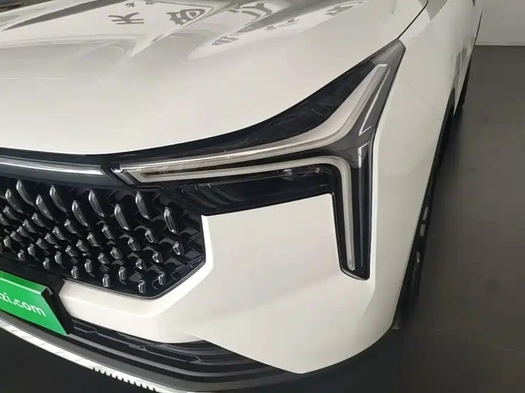 Bestune T55 2023 1.5T Automatic Leap Forward Edition — миниатюра 24