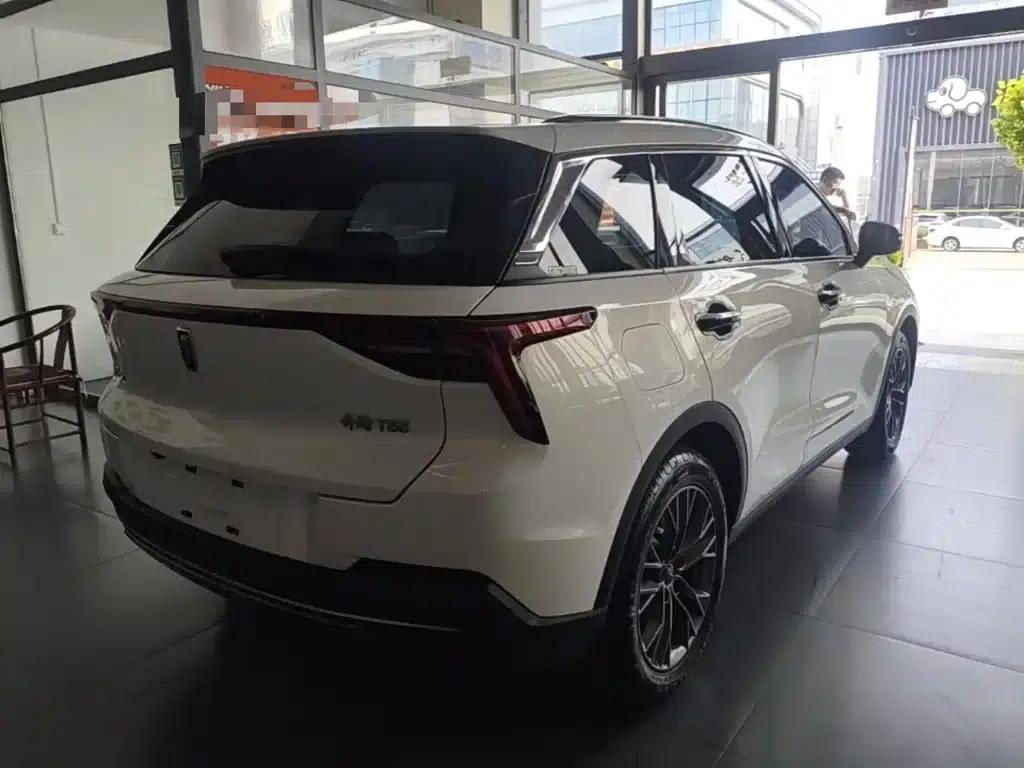 Bestune T55 2023 1.5T Automatic Leap Forward Edition — миниатюра 7