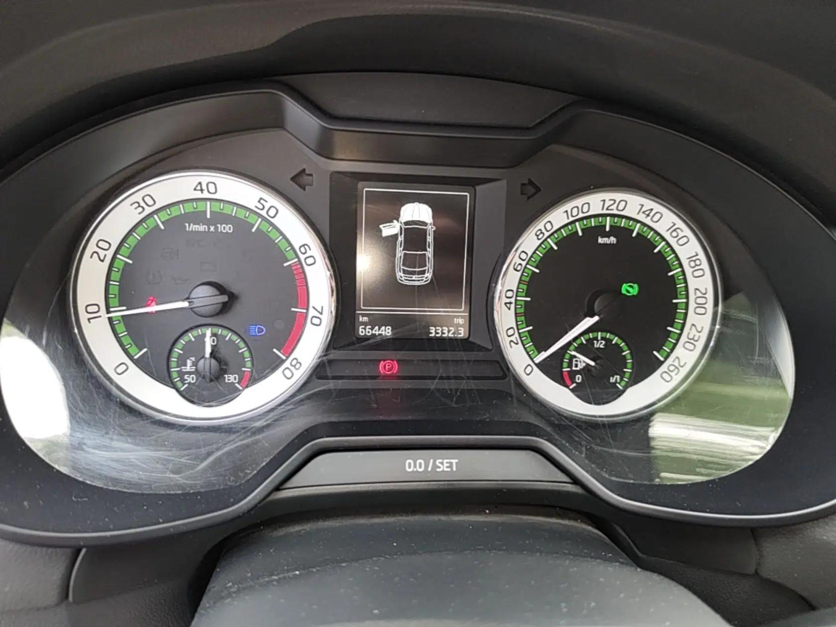 Skoda Octavia 2019 TSI230 DSG SmartDrive Luxury Edition China VI — миниатюра 14