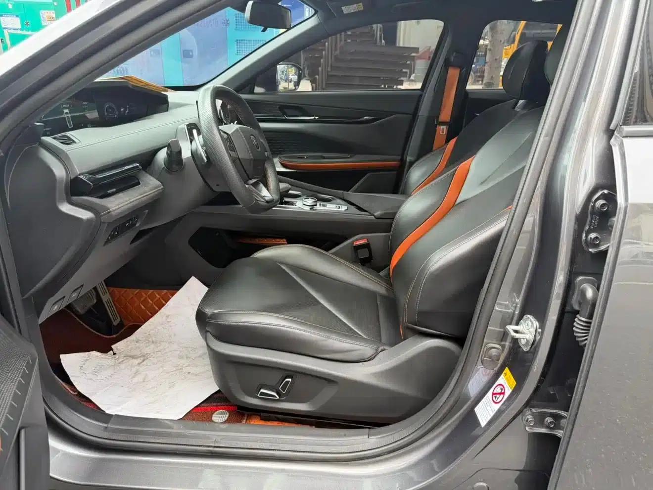 Changan UNI-V 2022 1.5T Sport Edition — миниатюра 4