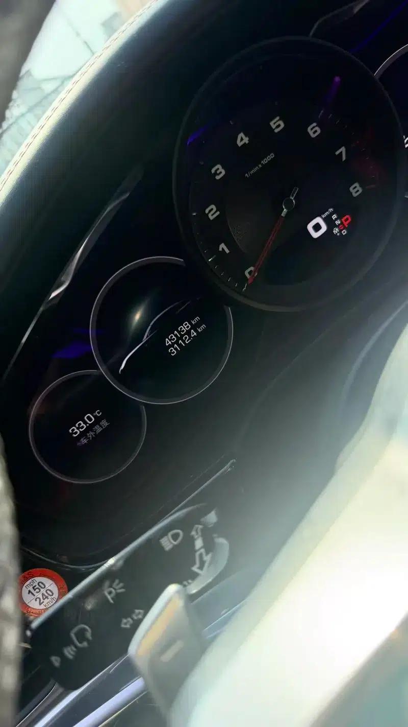 2019 Panamera Executive Long Wheelbase 2.9T — миниатюра 6