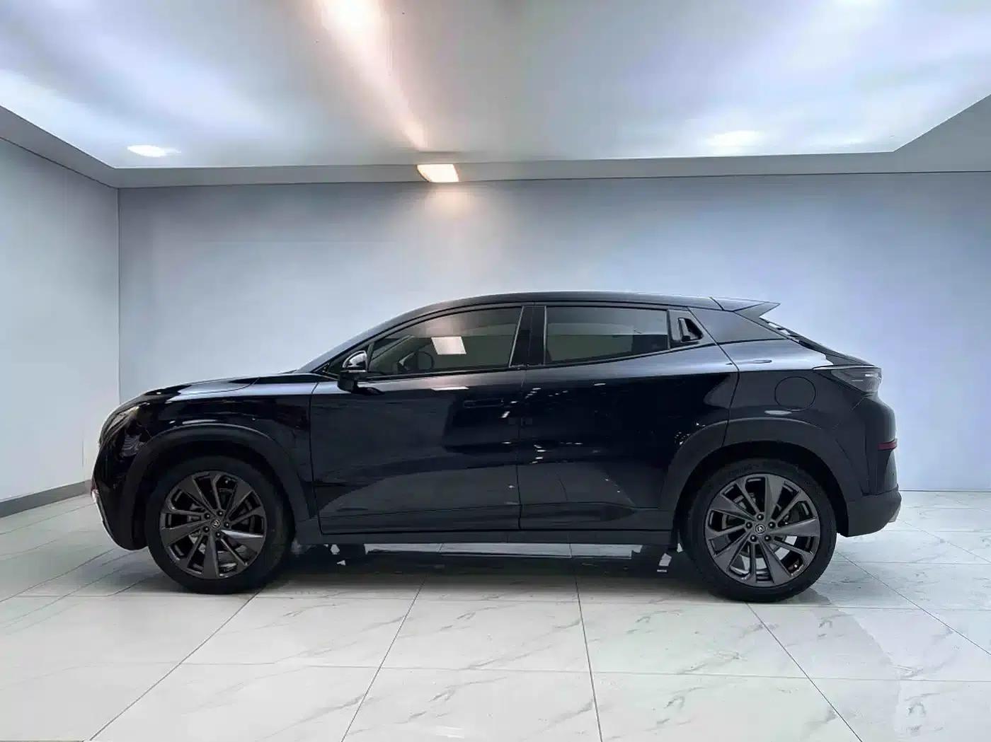 Changan UNI-T 2020 1.5T Flagship Edition — миниатюра 3