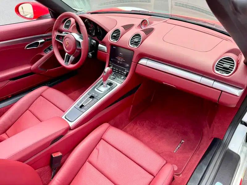 2016 Porsche 718 Boxster 2.0T — миниатюра 17