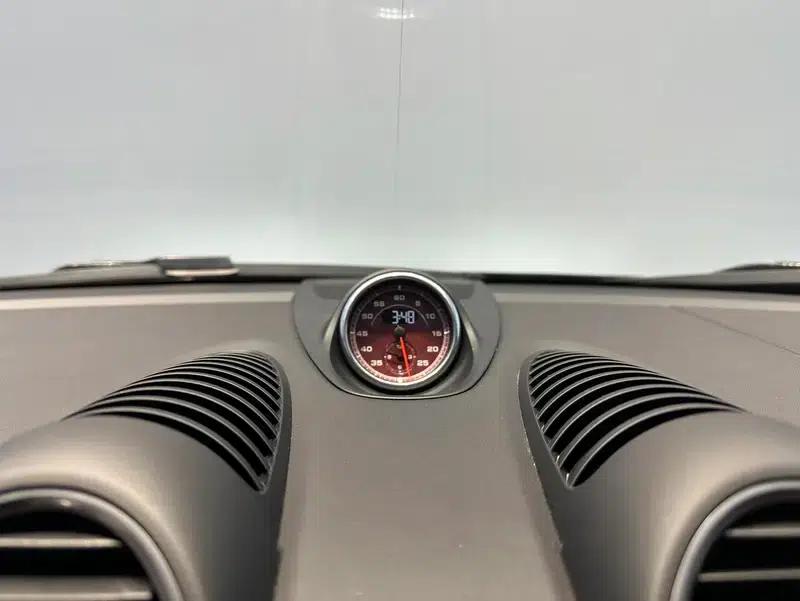 Porsche 718 Cayman 2023 2.0T — миниатюра 9