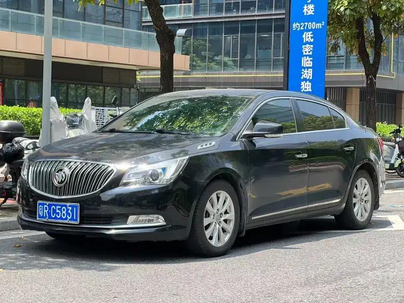 Buick LaCrosse 2013 2.4L SIDI Elite Comfort — миниатюра 1