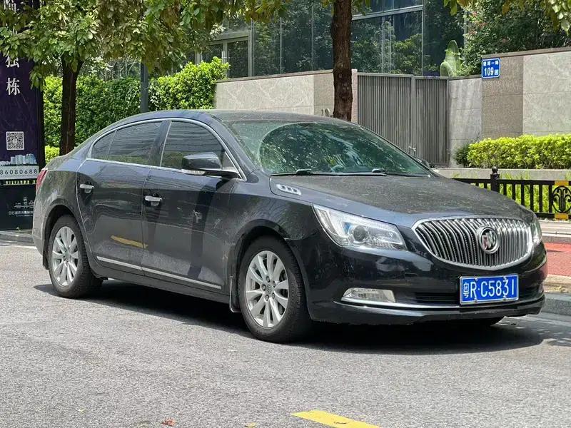 Buick LaCrosse 2013 2.4L SIDI Elite Comfort — миниатюра 3