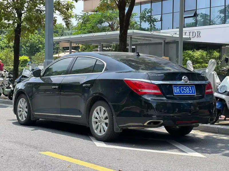 Buick LaCrosse 2013 2.4L SIDI Elite Comfort — миниатюра 4